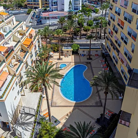 211 * Los Cristianos (Tenerife)